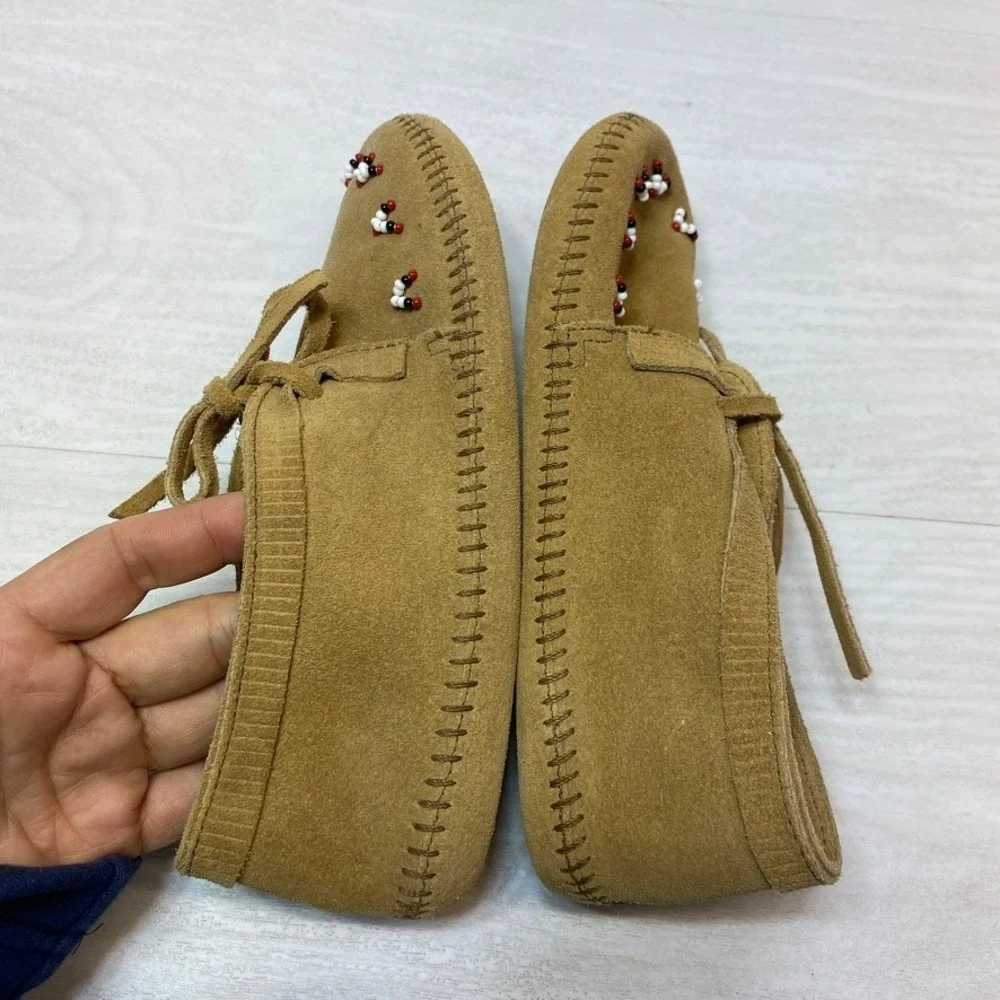 Minnetonka Kids Size 3 Moccasin Bootie Beaded Tan Suede Leather Softsole 2416